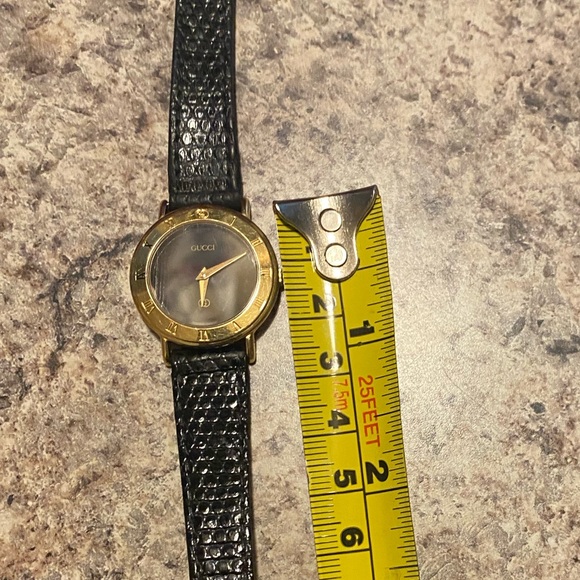 GUCCI Women’s 18k Gold Plated 3000L Quartz Watch/Leather Strap (Authentic) main image 0